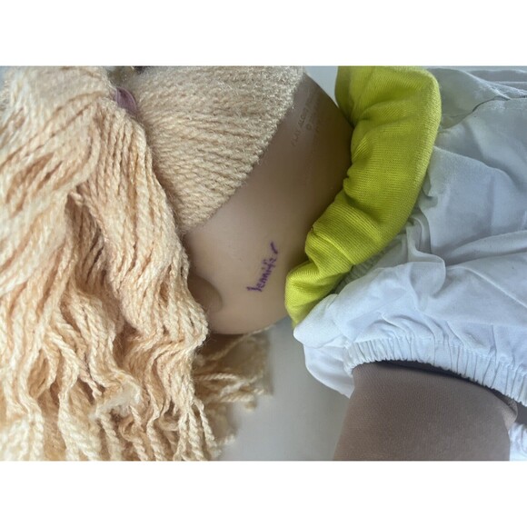 2004 CABBAGE PATCH KID Doll Blonde Yellow Yarn Hair Blue Eyes Play Along PA-2 - Picture 5 of 7